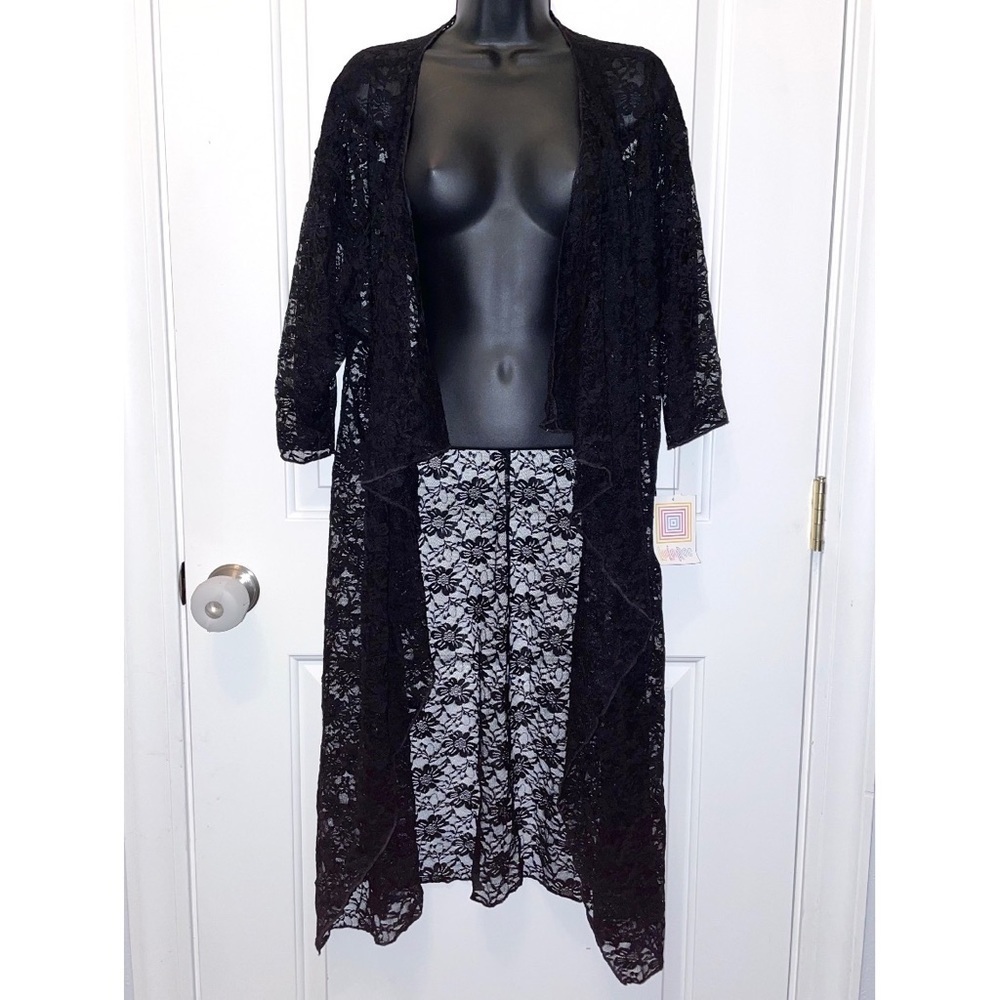 LuLaroe black lace Shirley